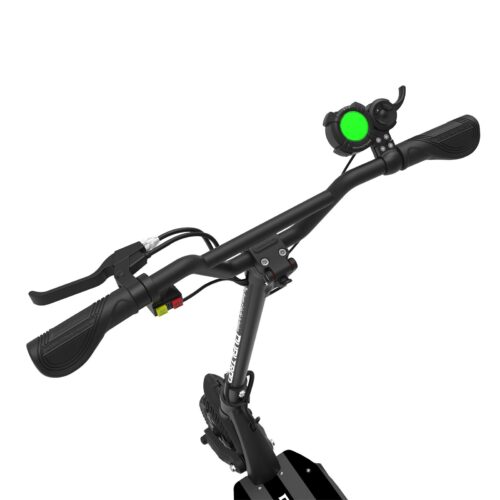 Dualtron Raptor 2 60V 14Ah CN &nbsp; Der Raptor 2 ist ein Hochleistungs-Roller, der den Namen Dualtron wirklich verdient und gleichzeitig ein relativ wartungsfreies und leichtes Paket bietet. Nie wieder Sorgen über platte Reifen oder verbogene Rotoren mit diesem Vollreifen und Trommelbremse Elektroroller. Der Raptor 2 ist ein großes Upgrade zum ursprünglichen Raptor und bietet nun standardmäßig Vorbau-Beleuchtung, den ey3-Gashebel und ABS-Bremsen. Der Raptor 2 wiegt nur 50 Pfund und verfügt über einen 60-Volt-Akku mit 14Ah, der Ihnen eine Reichweite von bis zu 60 km ermöglicht. Geschwindigkeit: 60km Reichweite: 60km