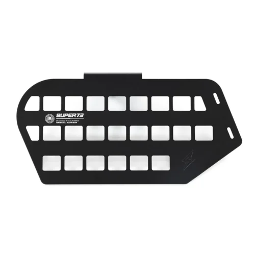 Super73 RX In-Frame Molle &nbsp; An dieser in den Rahmen integrierten MOLLE-Platte können Sie alle MOLLE-kompatiblen Ausrüstungsgegenstände wie Taschen, Beutel und mehr befestigen. Sie sind solide gebaut und halten Ihre Ausrüstung vorne, wo Sie sie sehen können. Diese Version ist speziell auf unsere Fahrräder der R-Serie zugeschnitten. Kompatibilität: RX