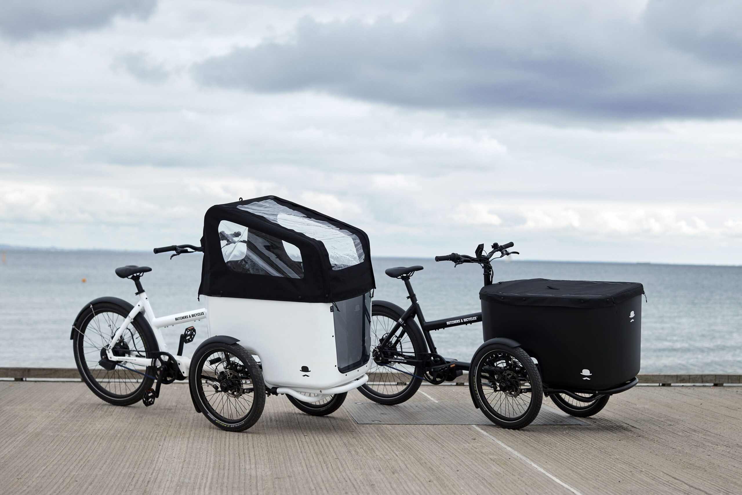 Flat Cover - Butchers & Bicycles Flat Cover - Butchers & Bicycles Wasserabweisender Softcover zum einfachen Verschließen der Box