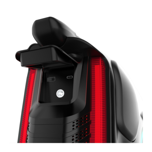 INMOTION V12 HIGH SPEED / HIGH TORQUE Das ist das schnellste 16-Zoll-Einrad aller Zeiten vorstellen! InMotion hat uns erneut überrascht und sich einmal mehr an die Spitze der innovativen Marke in der Branche gesetzt. Das V12 ist das erste Einrad mit einem App-freien multifunktionalen Touchscreen (ja, wir wissen von Shermans Display, aber wir sprechen hier von Touchscreens). Dieses Rad ist auch das erste 100V von InMotion. Das erste Rad mit einem Pedalhöhenverstellsystem und das erste Einrad mit einem USB-C-Anschluss. Eine Menge Premieren sowohl für die EUC-Welt als auch für InMotion als Marke.