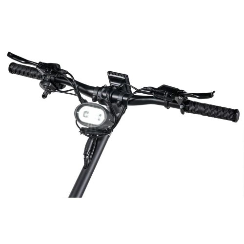 Nami Klima Etwas kleiner und wendiger und dennoch mit zwei leistungsstarken 1000 Watt Motoren ausgestattet, begleitet er dich im Alltag überall hin. Mit einer geringeren maximalen Höchstgeschwindigkeit von 65km/h ist er zwar etwas langsamer als seine Geschwister jedoch steht er ihnen in Sachen Beschleunigung um nichts nach. Geschwindigkeit: 65 km/h Reichweite: 85 km