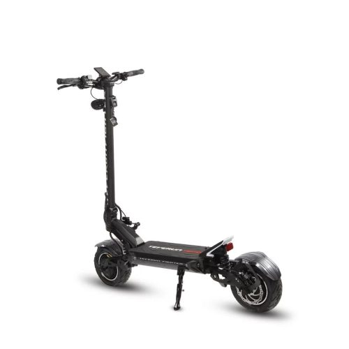 Teverun Fighter 11 inkl. Fast Charger Der Elektroroller Teverun Fighter Eleven/Eleven+ ist eine innovative Lösung für den persönlichen Transport. Mit seinem hochmodernen 3,5-Zoll-NFT-Display und den NFC-Funktionen können Fahrer in Echtzeit auf wichtige Informationen zugreifen und so ein reibungsloses und effizientes Fahrerlebnis gewährleisten. Darüber hinaus sorgt die Schutzart IPX5 dafür, dass der Roller bei jedem Wetter eingesetzt werden kann. Geschwindigkeit: 85 km/h Reichweite: 120 km