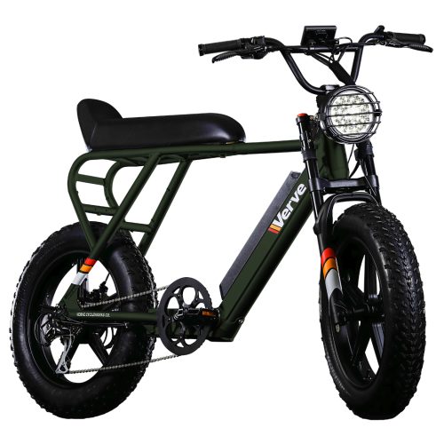 Verve Pantera Mattgrün Das Verve Pantera in Mattgrün ist das Prunkstück von Verve und derzeit eines unserer besten Elektro-Fatbikes. Sie fahren mit dem Verve Pantera ohne obligatorische Versicherung (wir empfehlen eine), einen Führerschein und jedes Alter kann dieses Elektrofahrrad fahren. Der herausnehmbare Akku hat eine Reichweite von bis zu 70 Kilometern und eine Geschwindigkeit von 25 km/h. Der Verve Pantera verfügt über eine integrierte Beleuchtung und einen stabilen Sattel für lange Fahrten.