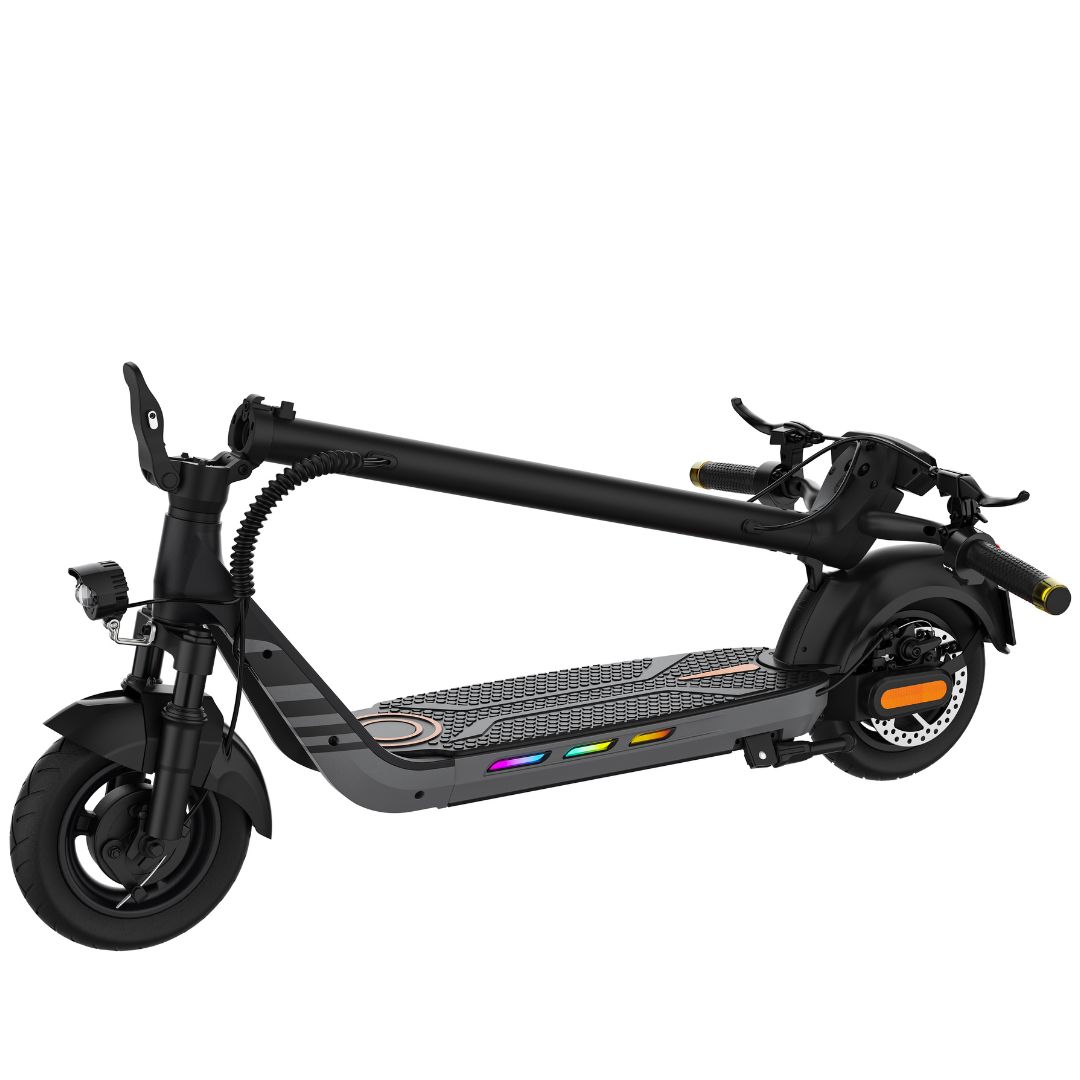 KingSong N14 KingSong N14 Der KingSong N14 wurde mit dem modernen urbanen Pendler im Sinn entwickelt. Sein kraftvoller 500W-Motor mit einer Spitzenleistung von 900W ermöglicht es dir, mühelos Geschwindigkeiten von bis zu 40 km/h zu erreichen – ideal, um effizient durch den Stadtverkehr zu navigieren. Der langlebige 48V 10,4Ah Akku bietet eine beeindruckende Reichweite von bis zu 60 km, sodass du längere Strecken zurücklegen kannst, ohne dir Gedanken über das Aufladen machen zu müssen. Wichtigste Merkmale des KingSong N14: • Motorleistung: 500W bürstenloser Motor (Spitzenleistung bis zu 900W) • Höchstgeschwindigkeit: Bis zu 35 km/h • Akku: 48V 10,4Ah Lithiumbatterie • Reichweite: Bis zu 40 km (abhängig von Gewicht, Gelände und Fahrstil) • Bremssystem: Doppelte Bremsen – elektronische Bremse und Scheibenbremse • Federung: Doppelfederung (vorne und hinten) für zusätzlichen Komfort • Reifen: 9-Zoll-Luftreifen mit Profil für besseren Grip und Stoßdämpfung • Display: Helles LCD-Display mit Anzeige von Geschwindigkeit, Akkustand und Fahrmodus • Konnektivität: Unterstützung für die KingSong-App (Bluetooth) • Beleuchtung: Vorder-, Rück- und Bremslichter für bessere Sichtbarkeit • Maximale Belastung: Bis zu 120 kg • Gewicht des Scooters: Ca. 19,8 kg • Klappbares Design: Kompakt zusammenklappbar für einfachen Transport und platzsparende Aufbewahrung