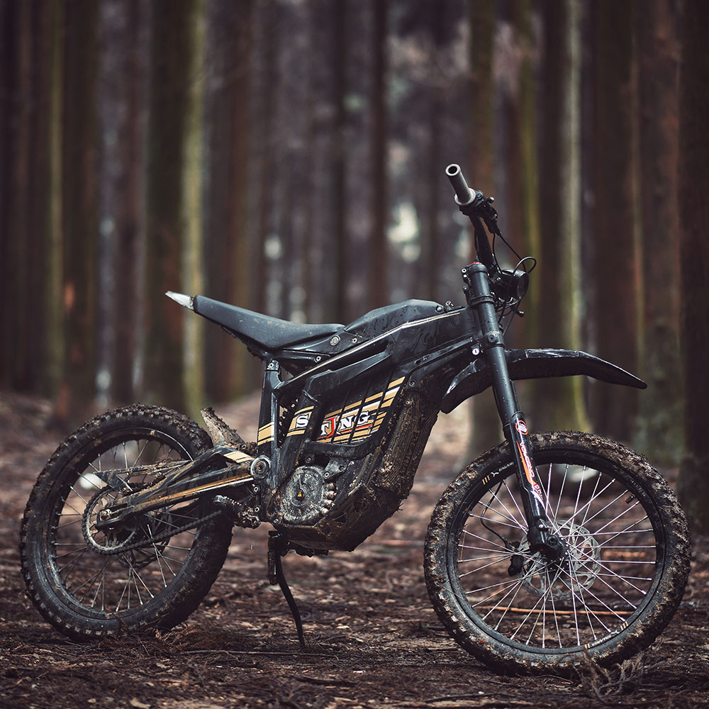 Startseite Extreme Leistung mit bis zu 200 km Reichweite.